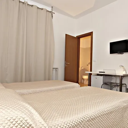 Guest house Unacamera *