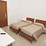 Guest house Unacamera *