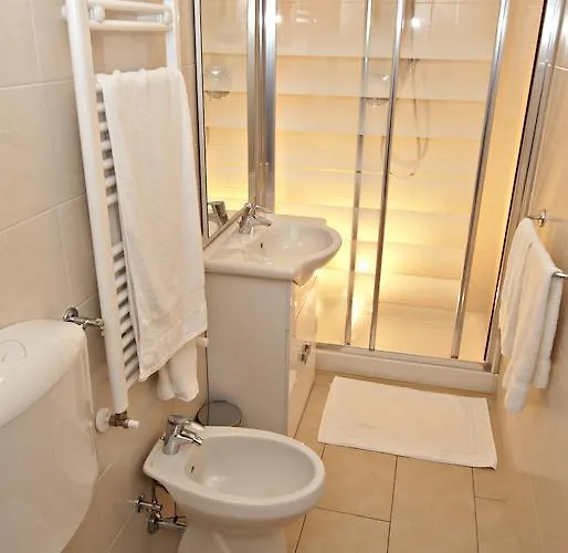 بيت ضيافة Unacamera بولونيا